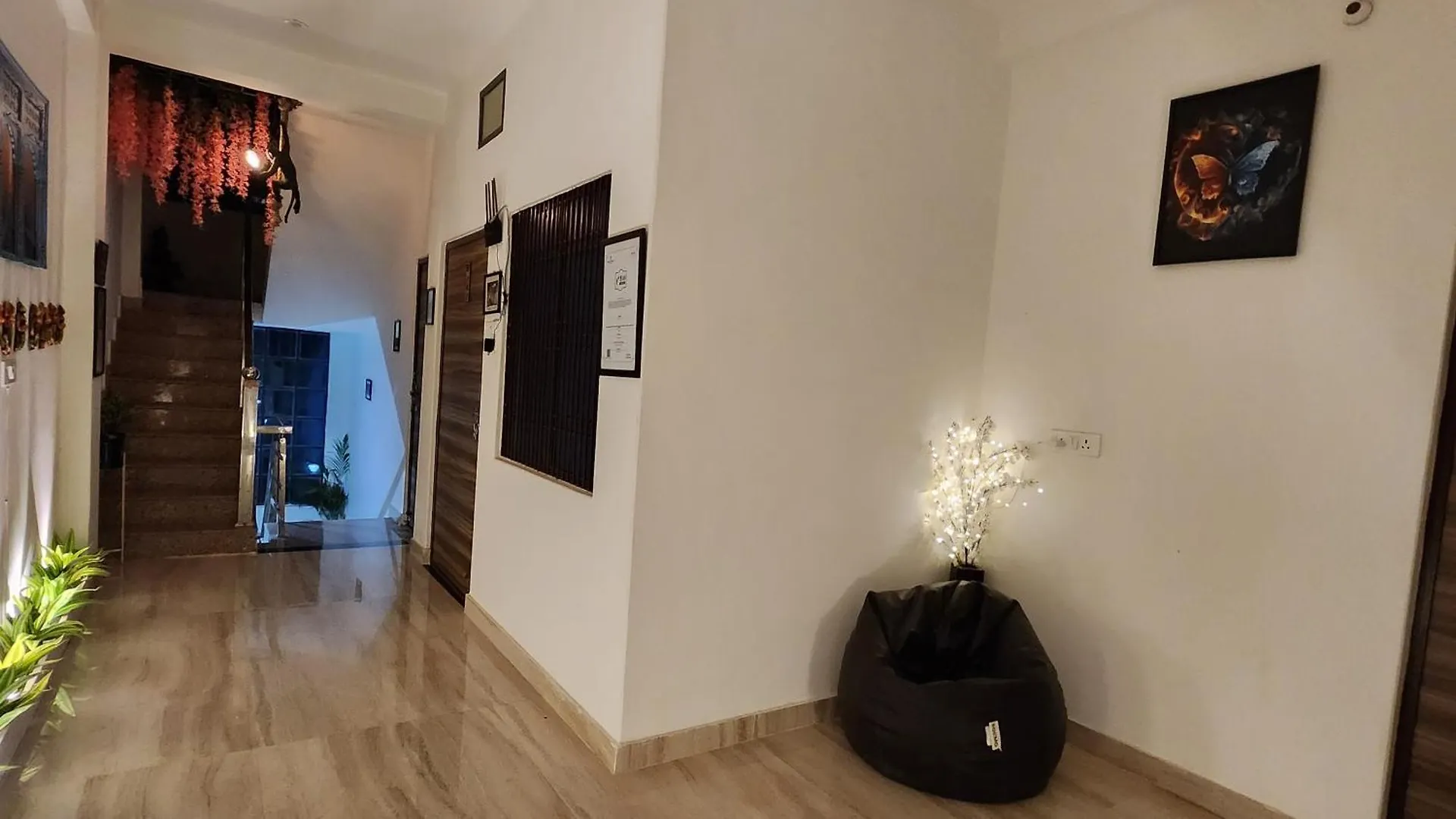 Kasha Homestay バラナシ 0*,